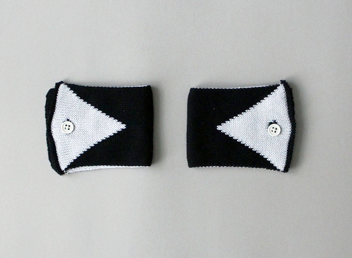 % CUFFS RIBBON Black 70% White 30%